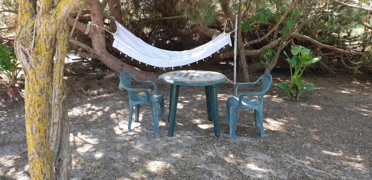 En Finca Las Dunas Dos Chalets Con Jacuzzis En Primera Linea De Playa , Uno De 4 Dormitorios Y Otro De 2 Dormitorios, Llama Al Seiscientos Veintisiete Cuatrocientos Diecisiete Trescientos Noventa Y Ocho Rota Exterior photo