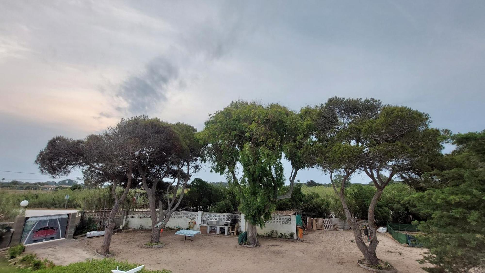 En Finca Las Dunas Dos Chalets Con Jacuzzis En Primera Linea De Playa , Uno De 4 Dormitorios Y Otro De 2 Dormitorios, Llama Al Seiscientos Veintisiete Cuatrocientos Diecisiete Trescientos Noventa Y Ocho Rota Exterior photo
